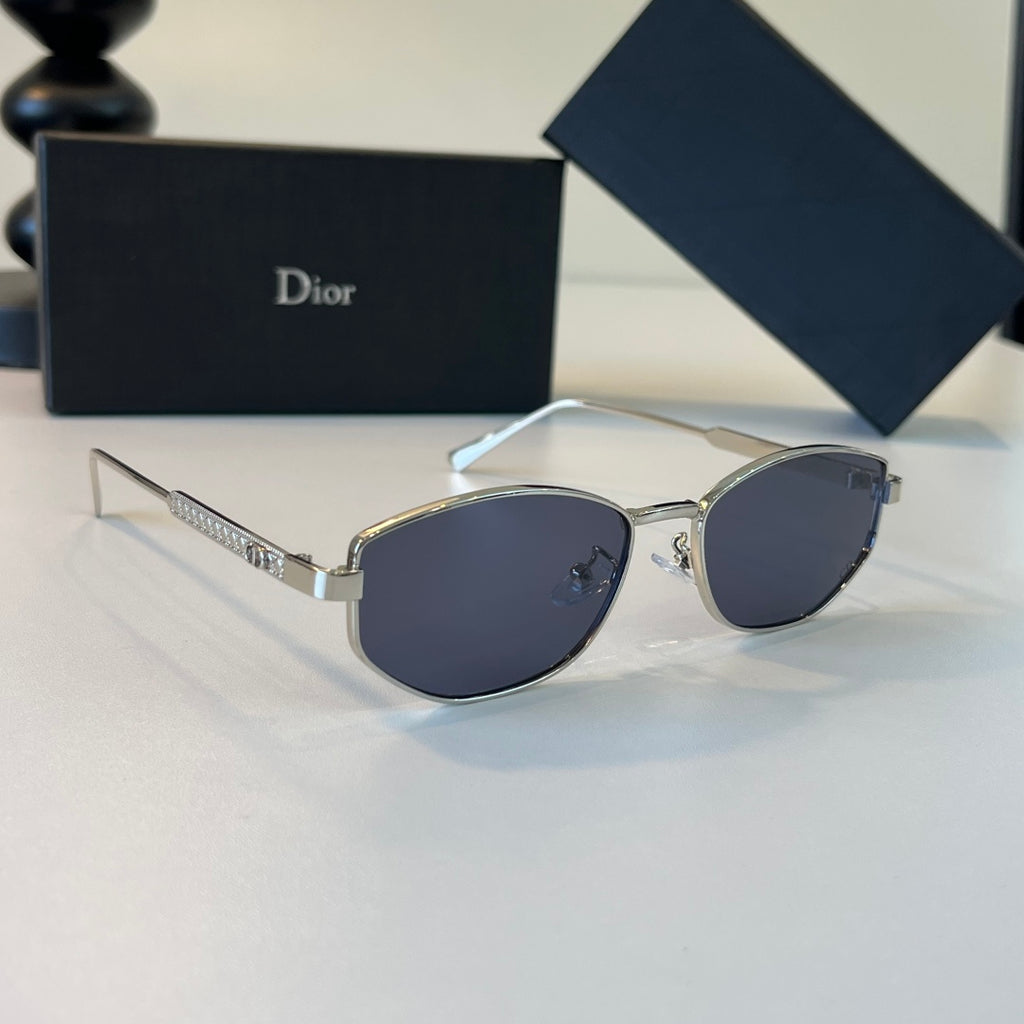 Dior Fashion Silver Lens Sunglasses for Women - 431759