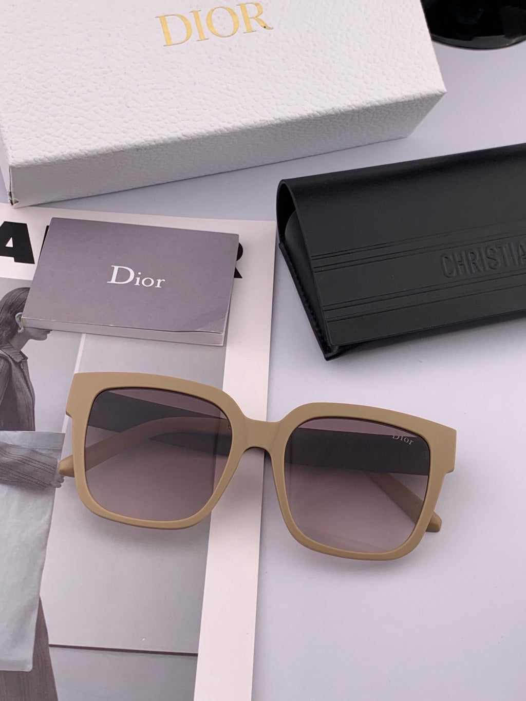 Dior D8304 Square Black Lens Sunglasses for Men & Women - detail image 2
