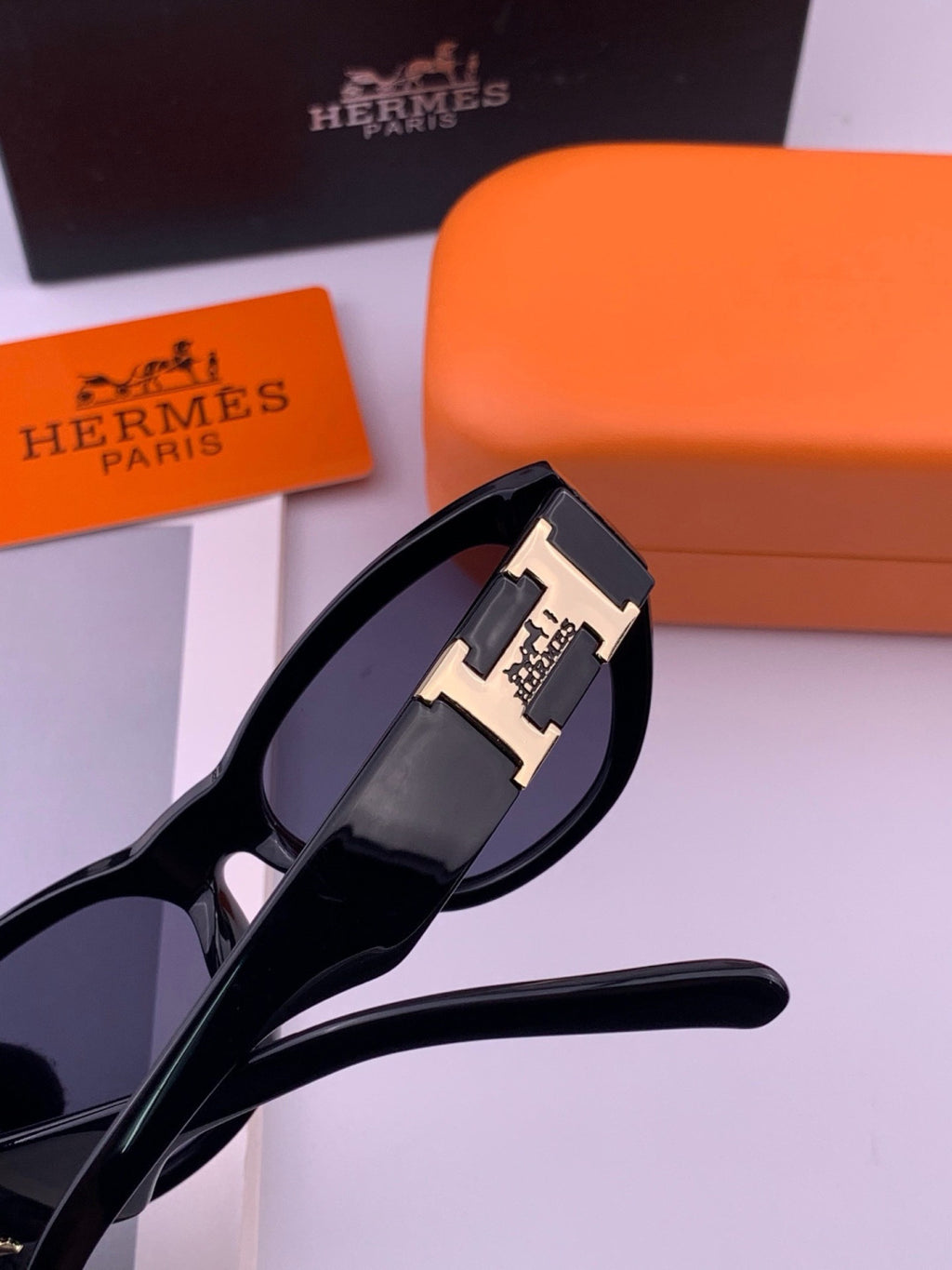 Hermès H37005 Square Black Lens Sunglasses for Men & Women - 399443 - detail image 2