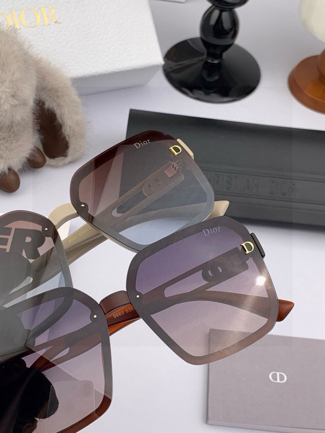 Dior CD3998 Polarized Fashion Red Lens Sunglasses for Men & Women - 398729 - detail image 5