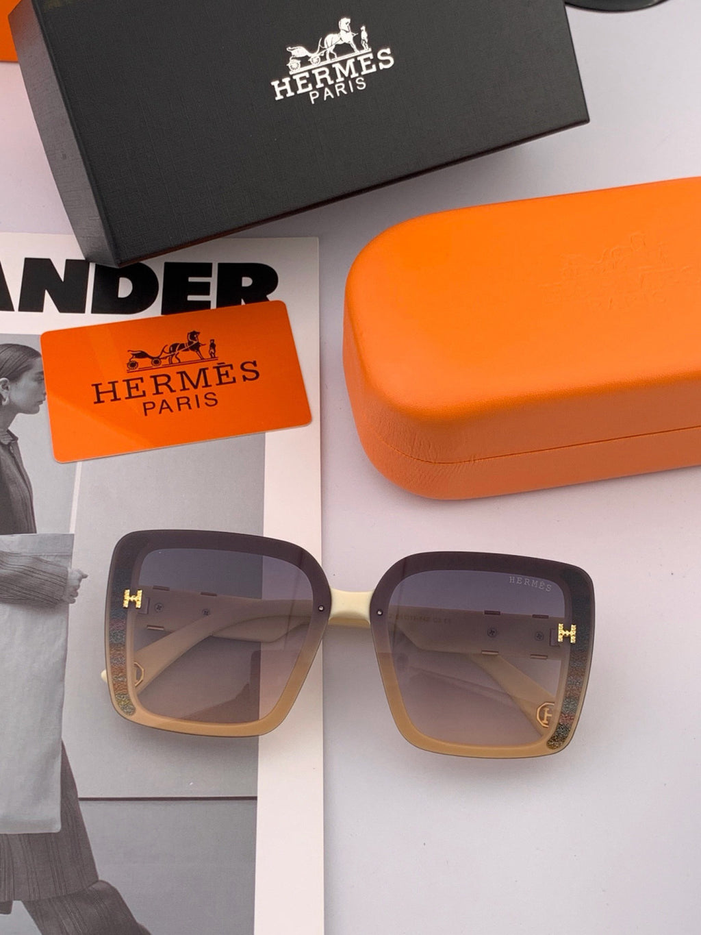 Hermès H2304 Square Pink Lens Sunglasses for Men & Women - 399441 - detail image 3
