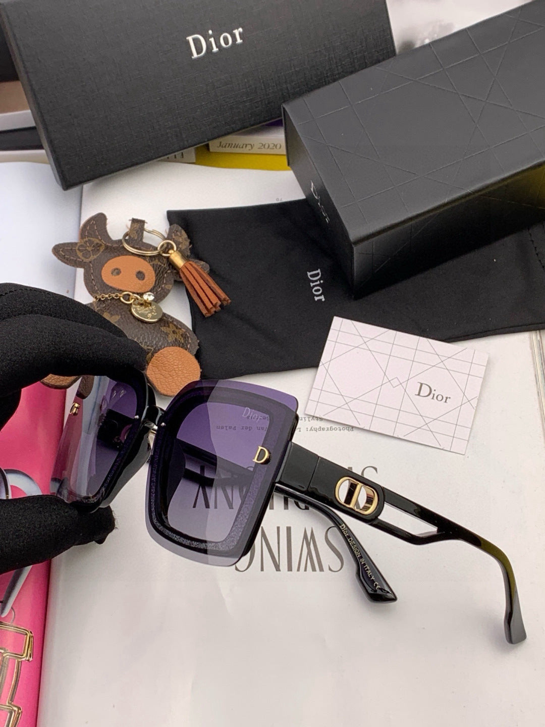 Dior CD9988 Polarized Square Pink Lens Sunglasses for Men & Women - 398730 - detail image 2