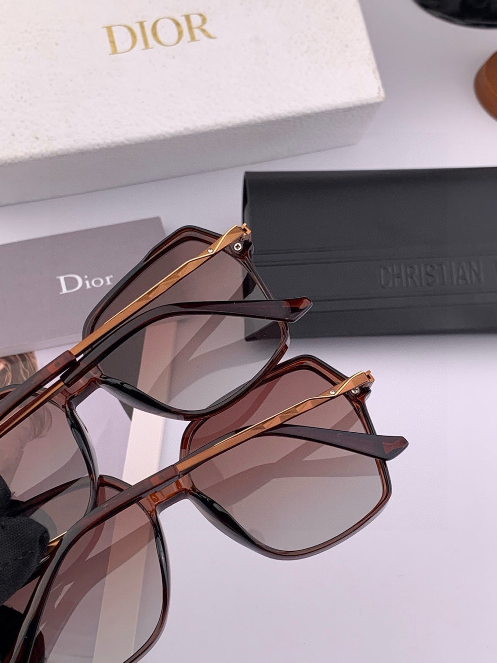 Dior D2130 Polarized Metal Fashion Black Lens Sunglasses for Women - 398753 - detail image 2