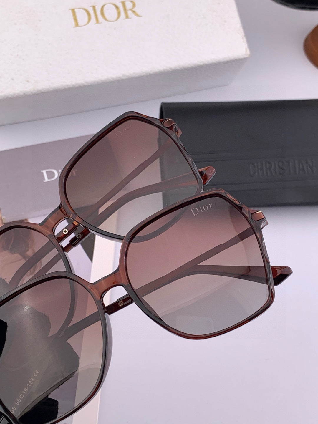 Dior D2130 Polarized Metal Fashion Black Lens Sunglasses for Women - 398753