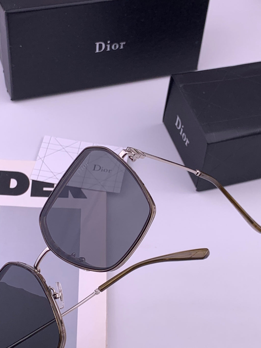 Dior D7635 Polarized Fashion Brown Lens Sunglasses for Men & Women - 398749 - detail image 3
