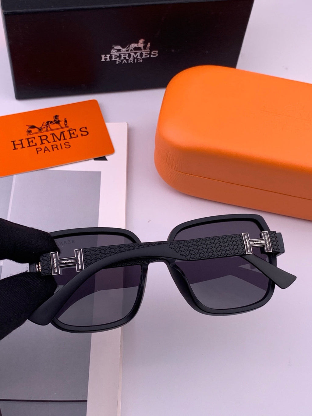 Hermès H8303 Square Black Lens Sunglasses for Men & Women - 399455 - detail image 4