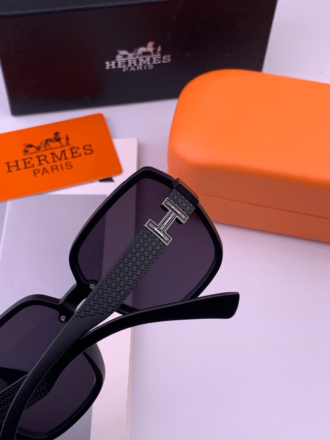Hermès H8303 Square Black Lens Sunglasses for Men & Women - 399455 - detail image 5