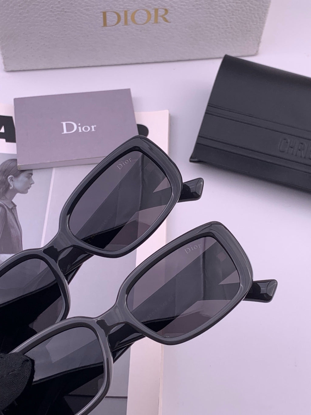 Dior D2111 Polarized Square Brown Lens Sunglasses for Men & Women - detail image 3