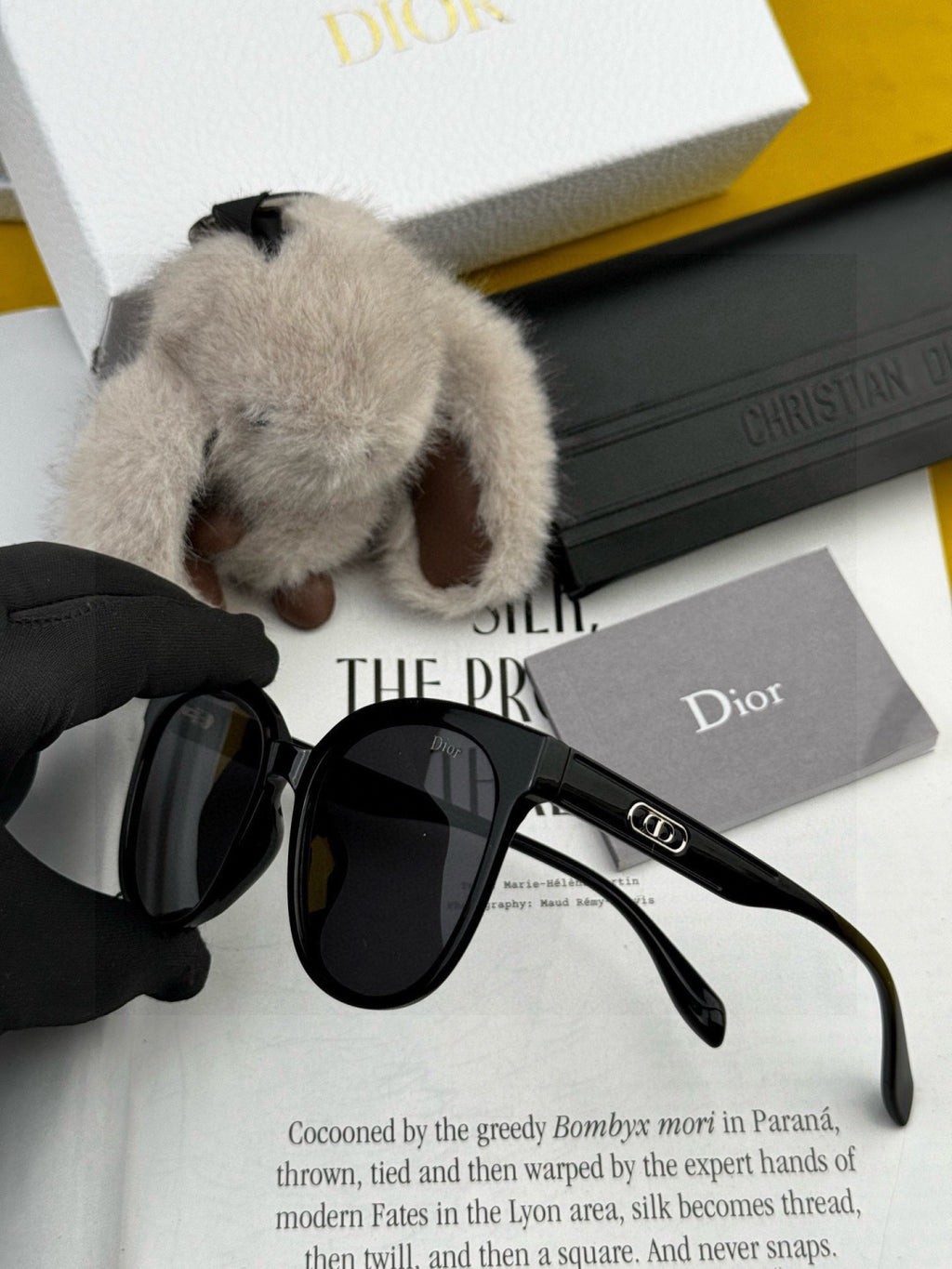 Dior D6106 Polarized Round Red Lens Sunglasses for Men & Women - 415506 - detail image 5