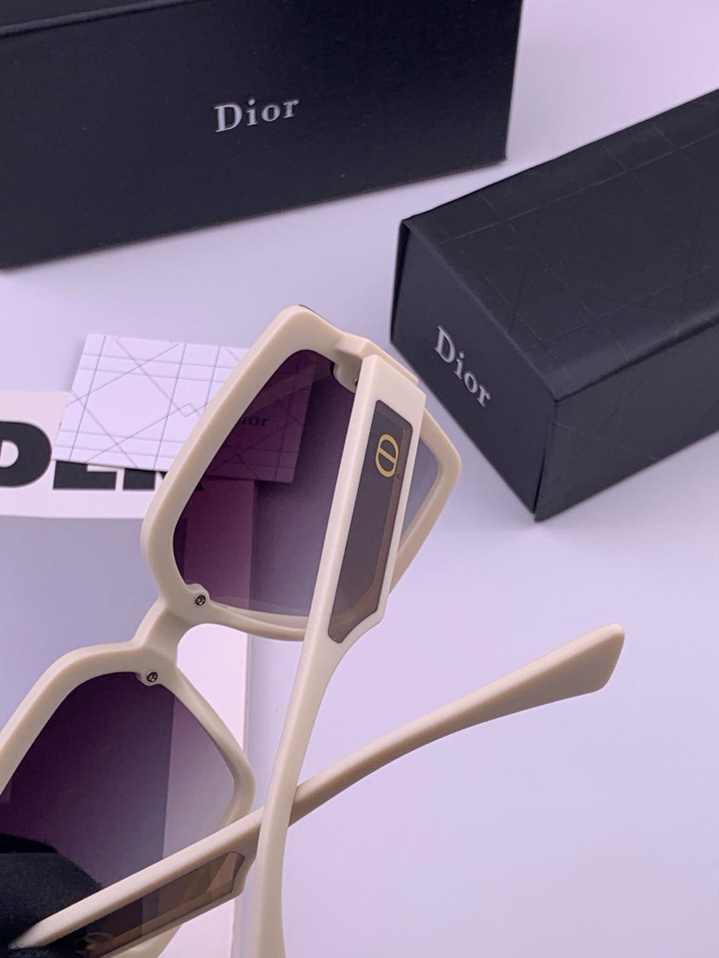 Dior CD3917 Polarized Square Red Lens Sunglasses for Women - 415386 - detail image 5