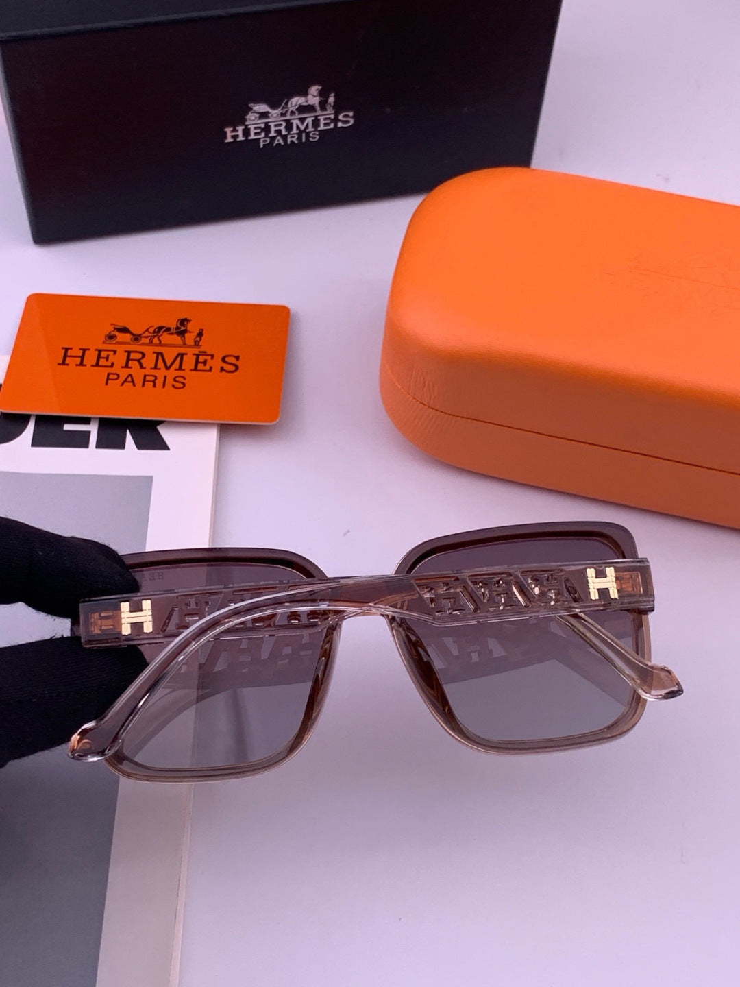 Hermès H7993 Square Gold Lens Sunglasses for Men & Women - 416544 - detail image 5