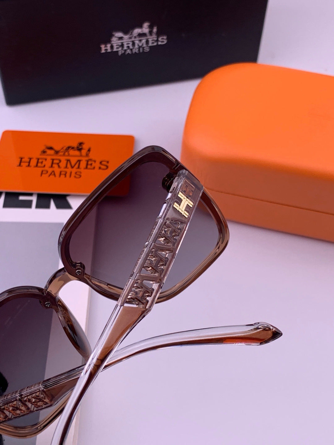 Hermès H7993 Square Gold Lens Sunglasses for Men & Women - 416544 - detail image 4