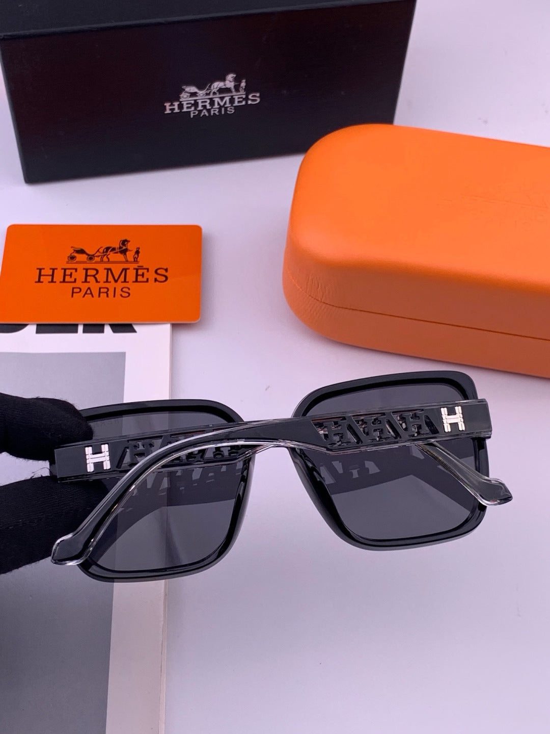 Hermès H7993 Square Black Lens Sunglasses for Men & Women - 416545 - detail image 4