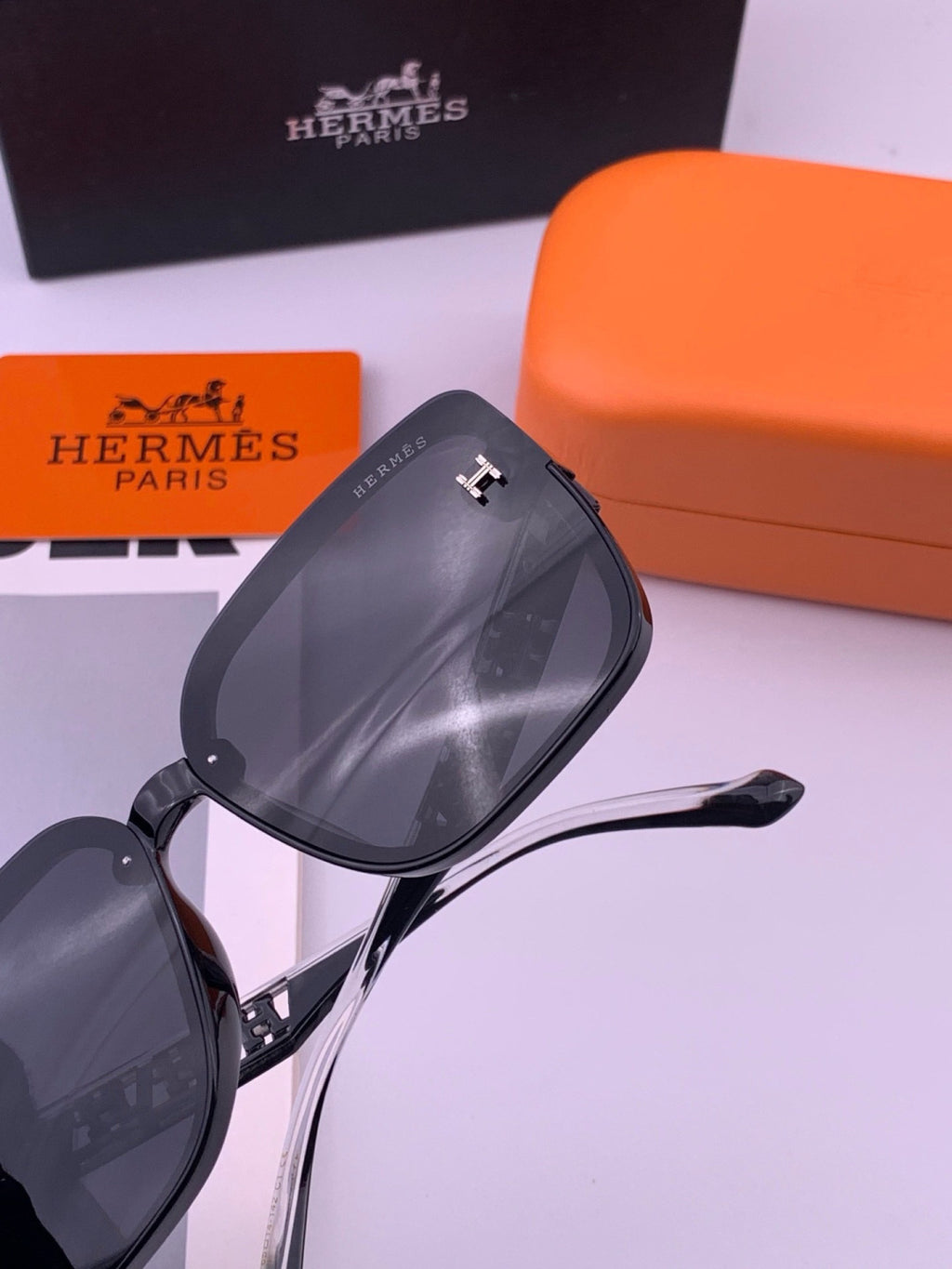 Hermès H7993 Square Black Lens Sunglasses for Men & Women - 416545 - detail image 5