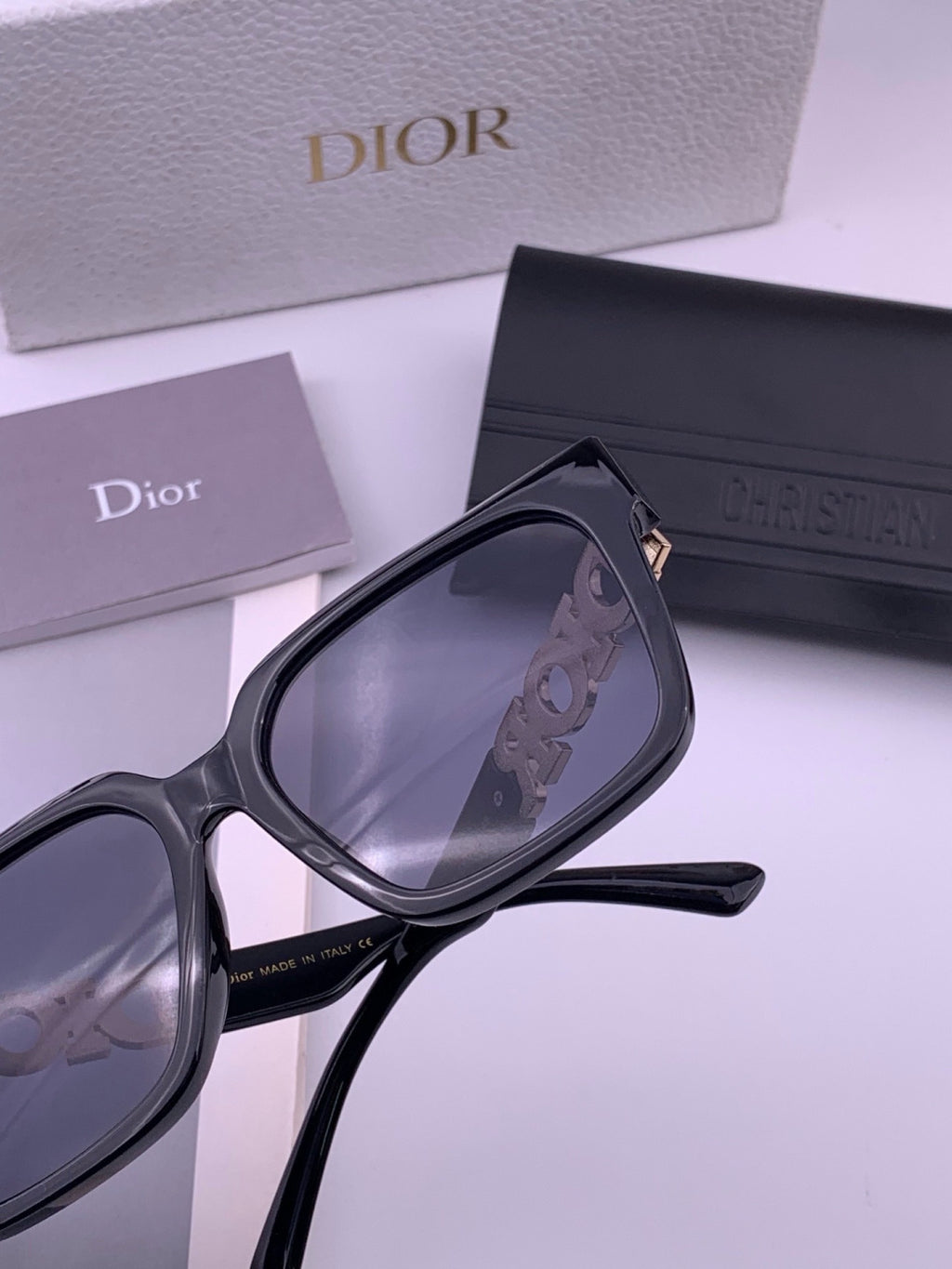 Dior D77000 Fashion Black Lens Sunglasses for Men & Women - 415450 - detail image 5