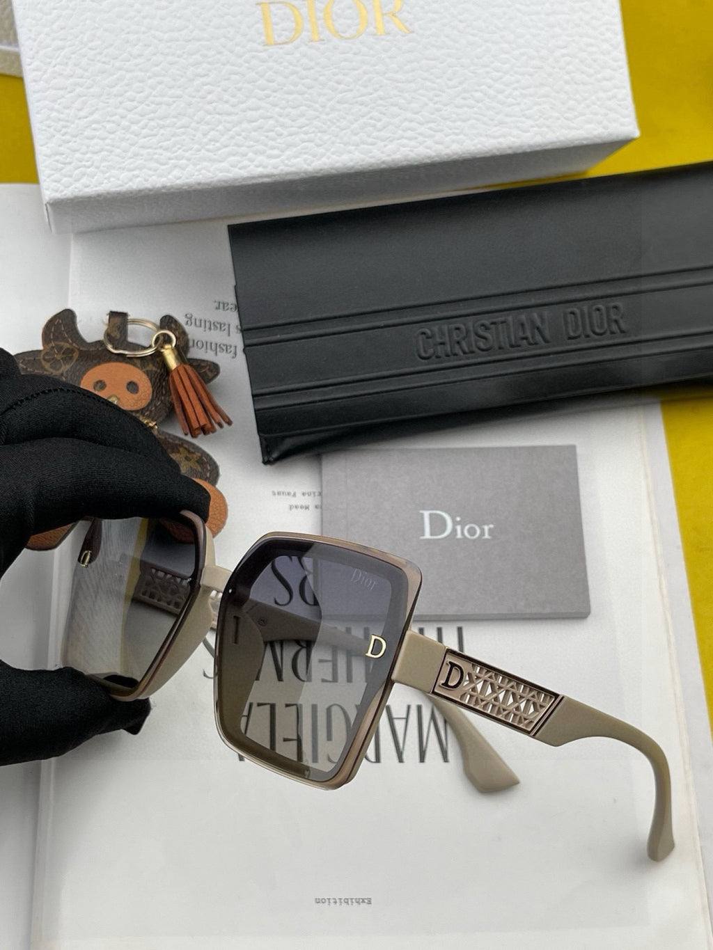 Dior CD4190 Square Gold Lens Sunglasses for Women - 431837 - detail image 3