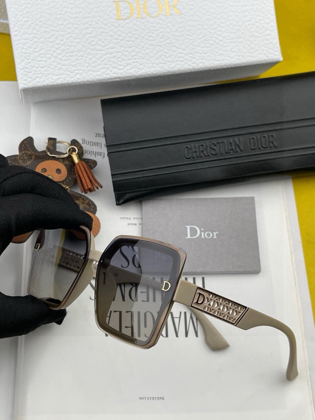 Dior CD4190 Square Gold Lens Sunglasses for Women - 431837 - detail image 3