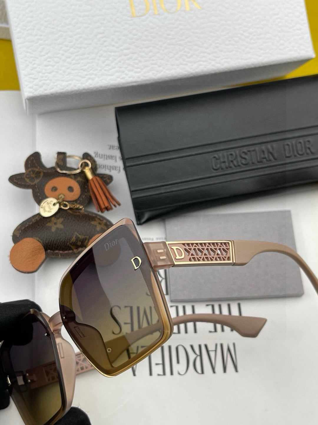 Dior CD4190 Square Gold Lens Sunglasses for Women - 431837 - detail image 5