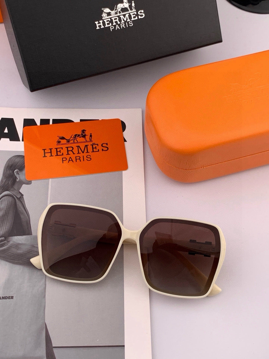 Hermès H1245 Square Gold Lens Sunglasses for Men & Women - detail image 3