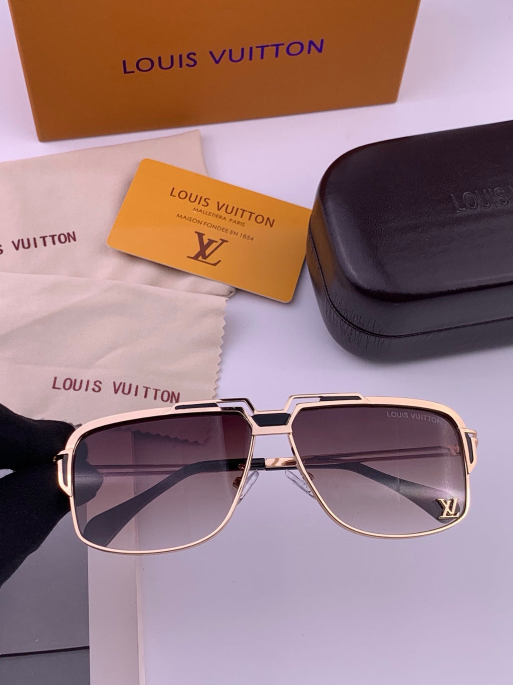 Louis Vuitton L91757 Aviator Black Lens Sunglasses for Men & Women - 431202 - detail image 3
