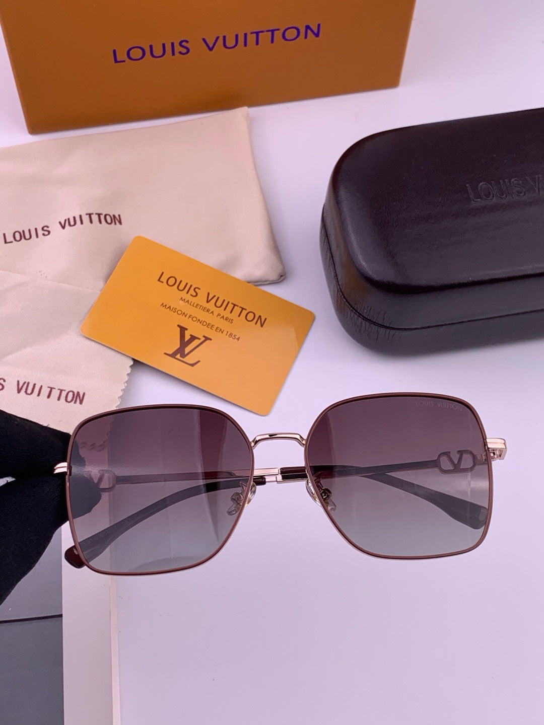 Louis Vuitton L8191 Polarized Aviator Gold Lens Sunglasses for Men & - 431204 - detail image 2