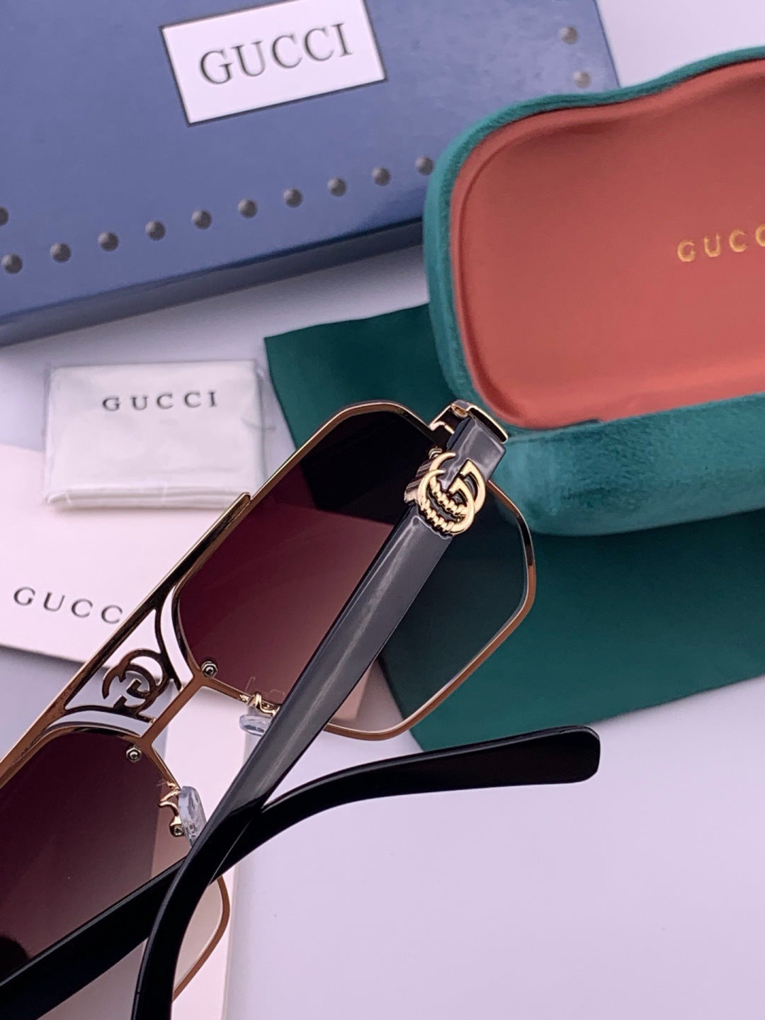 Gucci G21746 Aviator Black Lens Sunglasses for Men & Women - 431406 - detail image 4