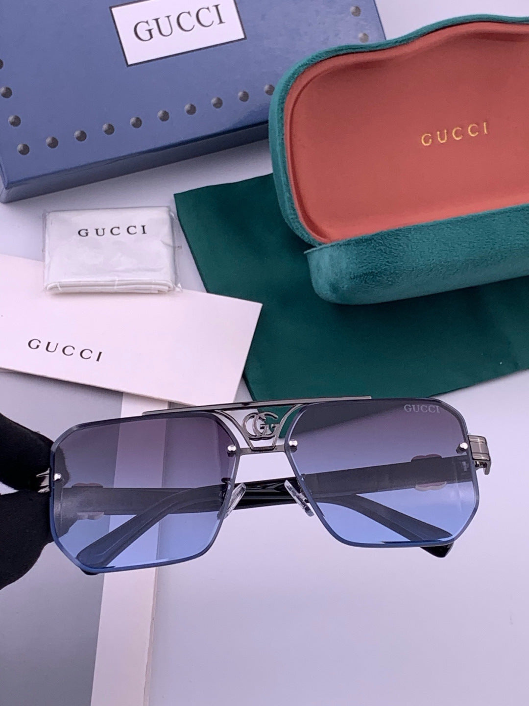 Gucci G21746 Aviator Black Lens Sunglasses for Men & Women - 431408