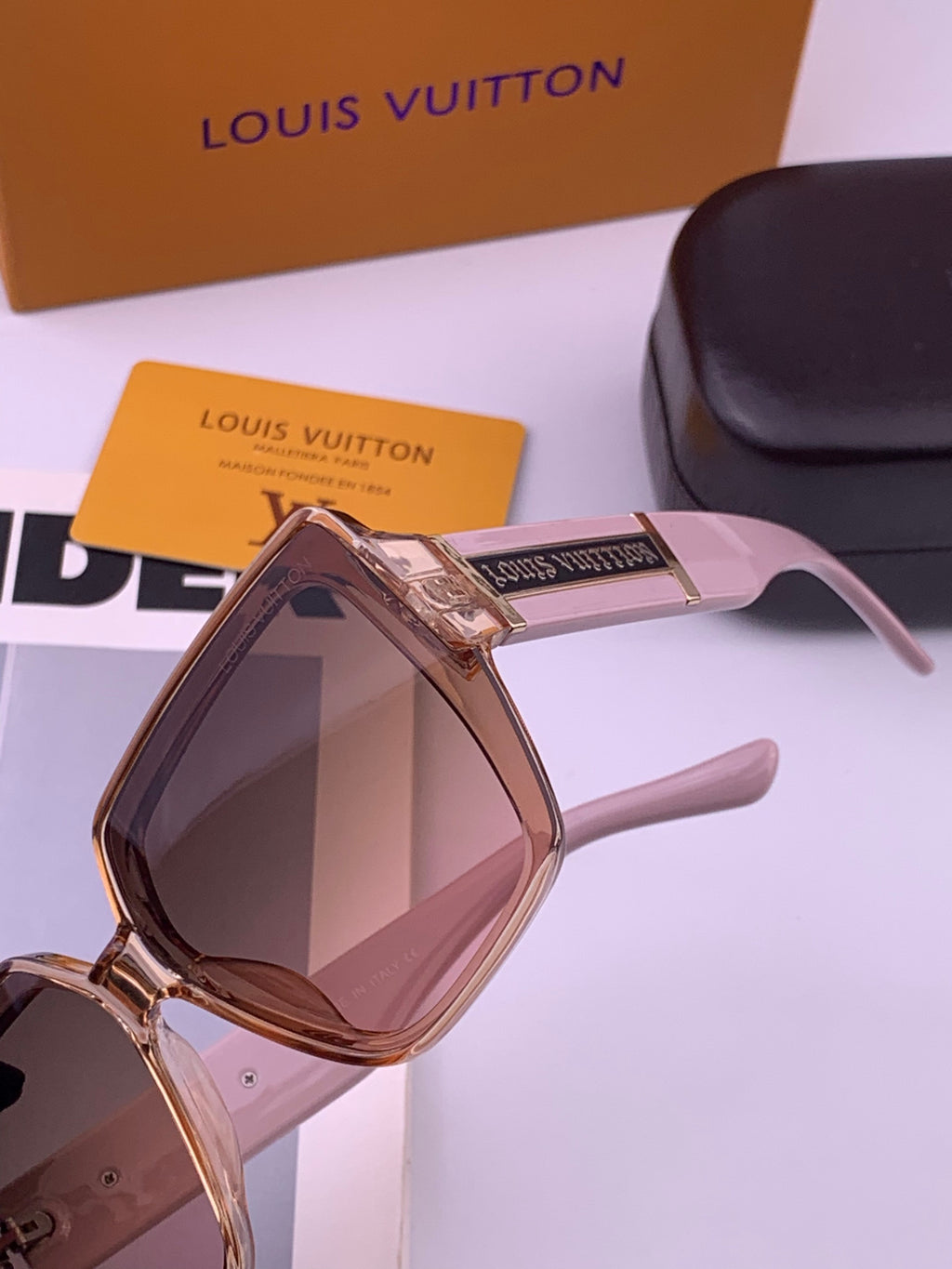 Louis Vuitton L4231 Square Brown Lens Sunglasses for Men & Women - 431192 - detail image 3