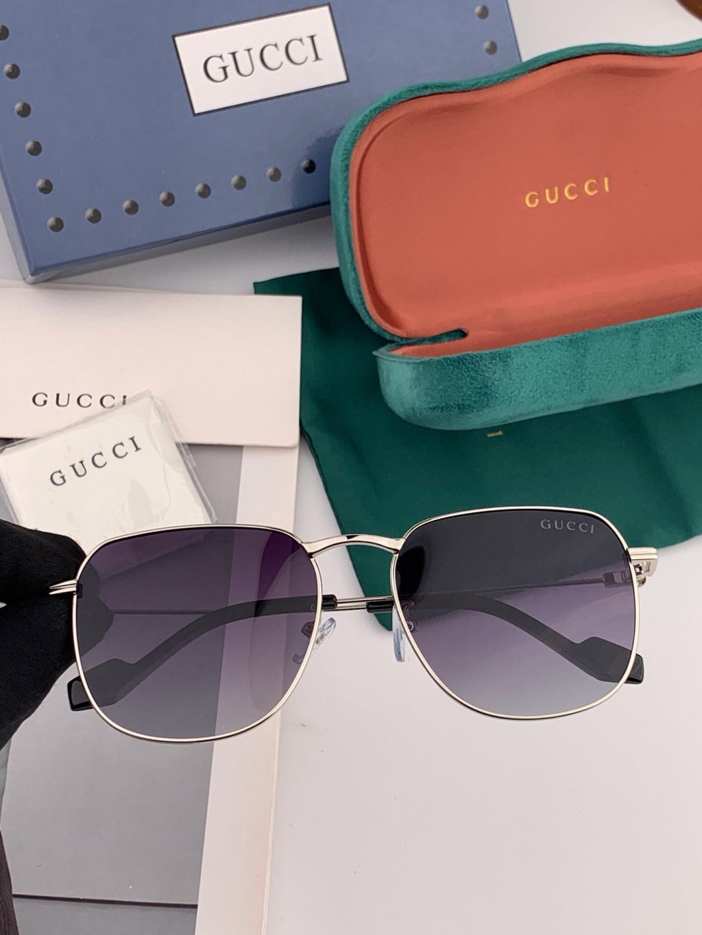 Gucci G6162 Polarized Oversized Black Lens Sunglasses for Men & Women - 431361