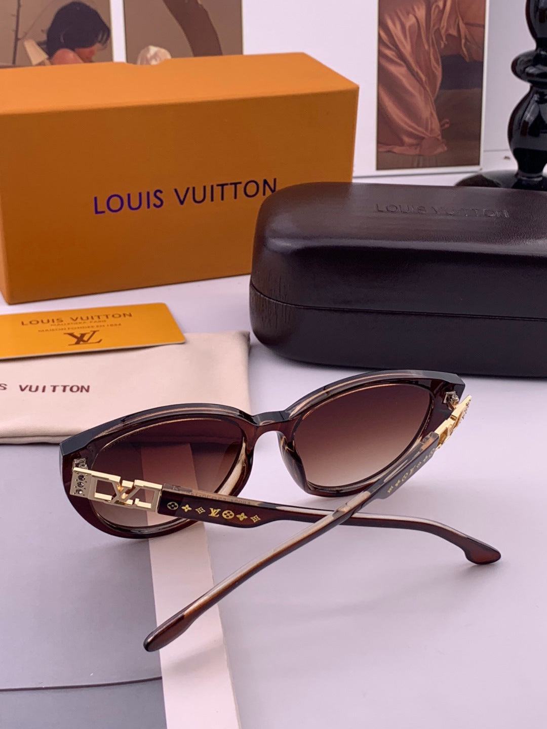 Louis Vuitton L15803 Square Black Lens Sunglasses for Women - 431179 - detail image 6
