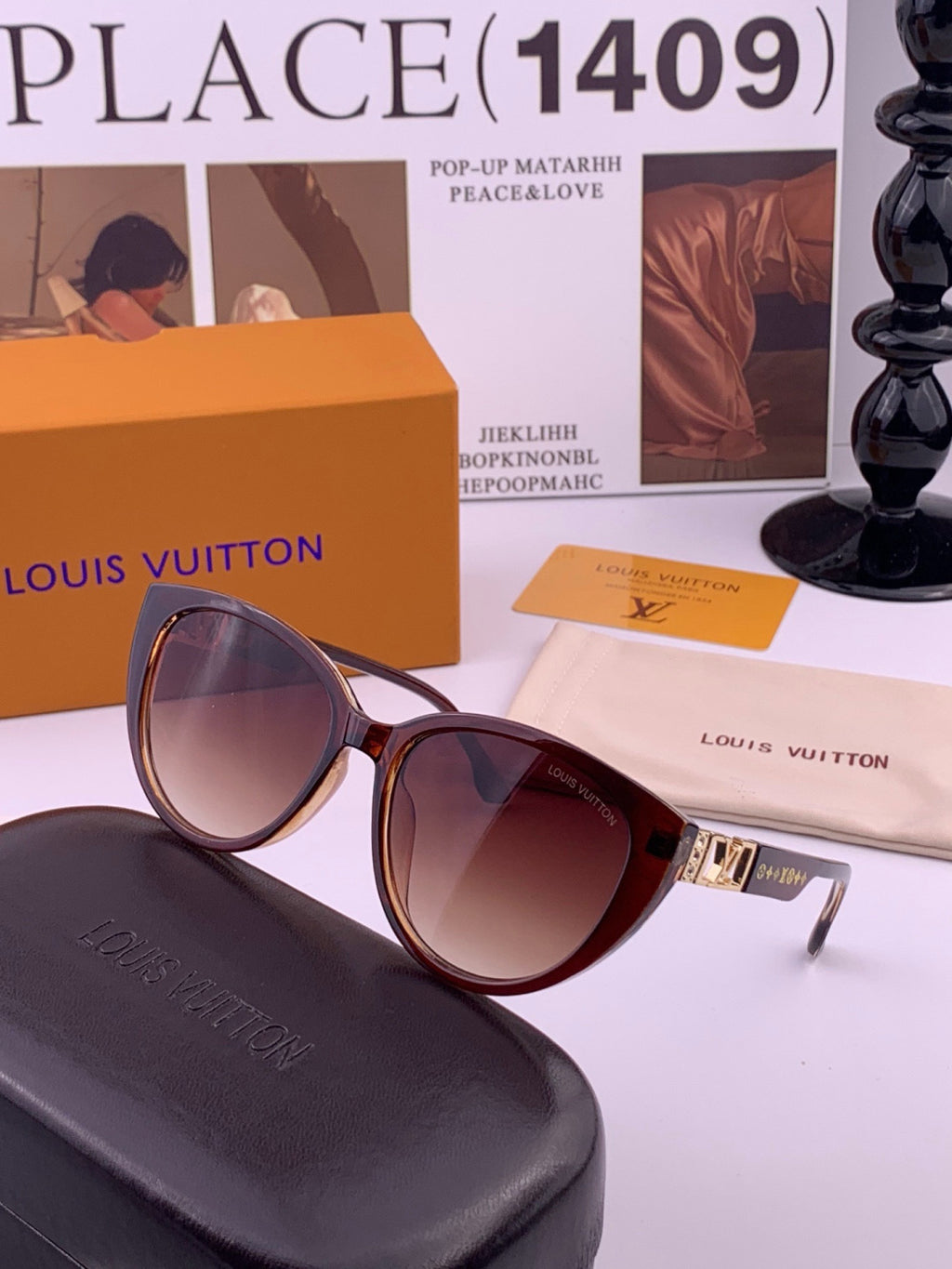 Louis Vuitton L15803 Square Black Lens Sunglasses for Women - 431179 - detail image 4