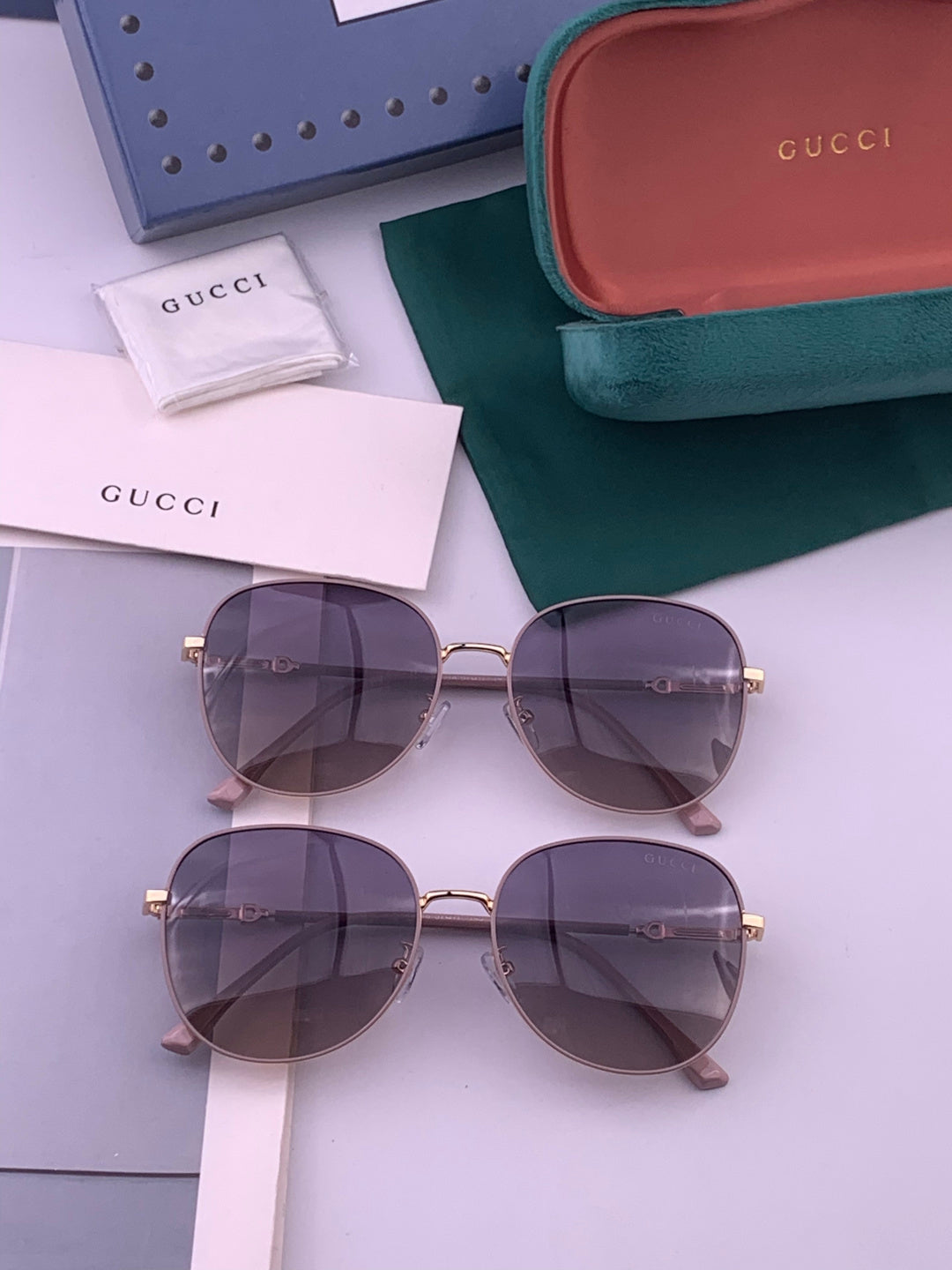 Gucci G8821 Polarized Oversized Black Lens Sunglasses for Men & Women - 431345 - detail image 7