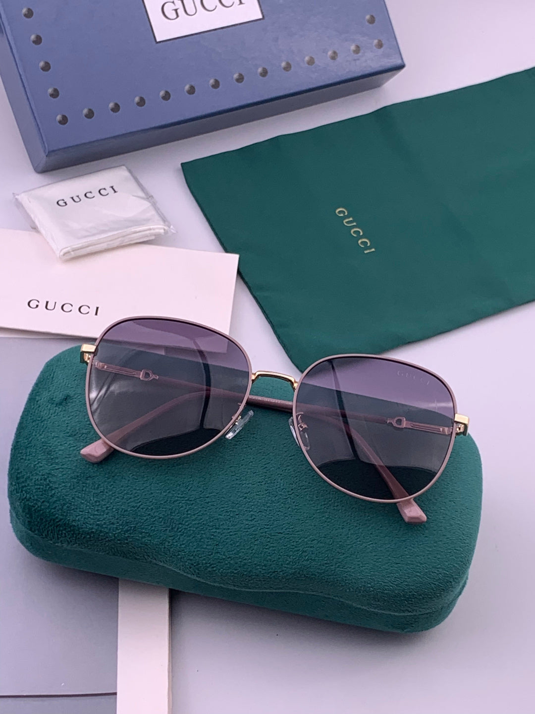 Gucci G8821 Polarized Oversized Black Lens Sunglasses for Men & Women - 431345 - detail image 6