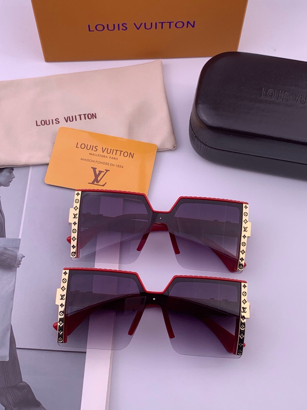 Louis Vuitton L6149 Square Black Lens Sunglasses for Men & Women - 431164 - detail image 8