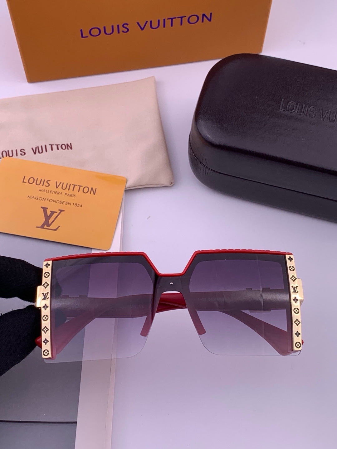 Louis Vuitton L6149 Square Black Lens Sunglasses for Men & Women - 431164