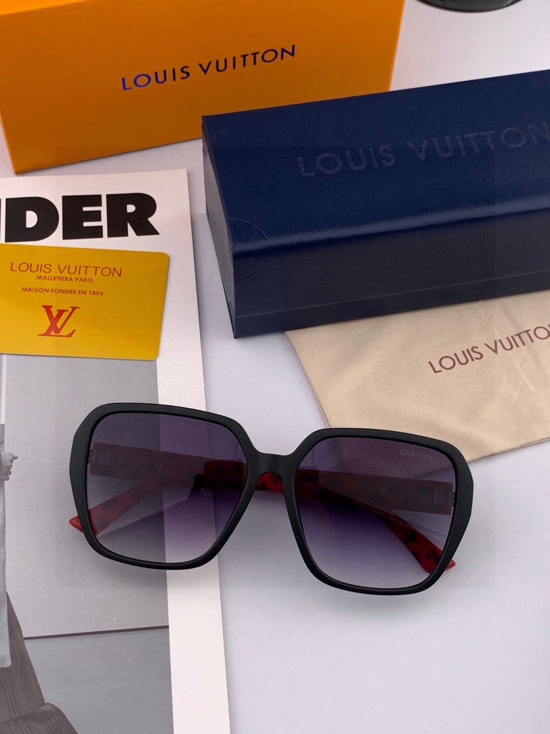 Louis Vuitton L3305 Square Red Lens Sunglasses for Men & Women - 431166 - detail image 2