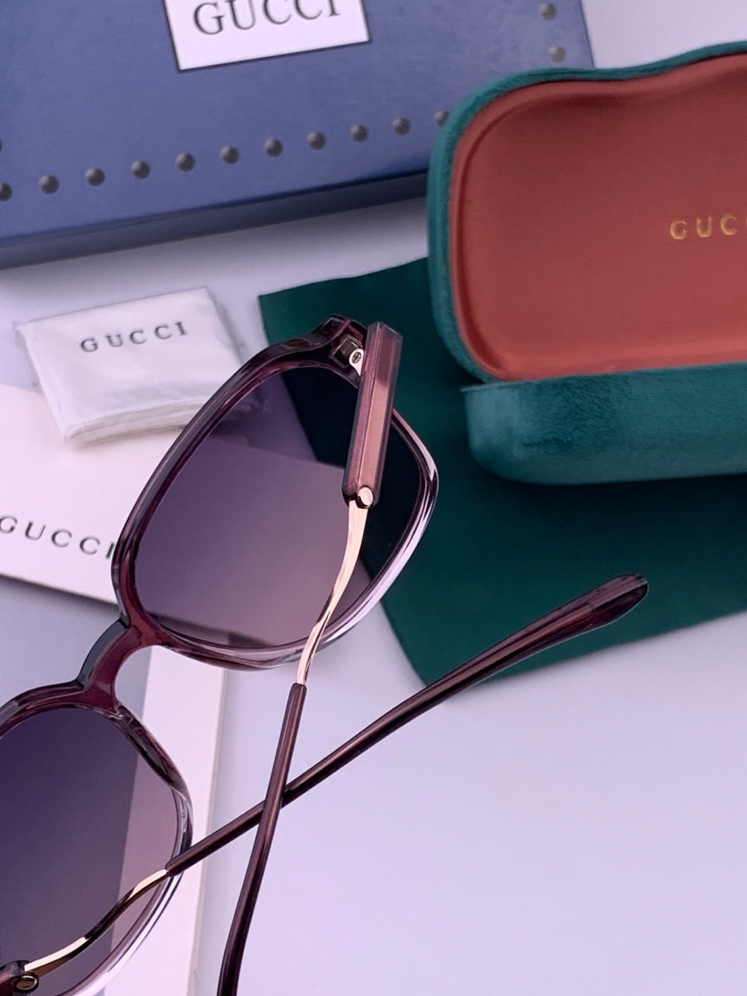 Gucci G7231 Metal Fashion Red Lens Sunglasses for Men & Women - 431326 - detail image 3