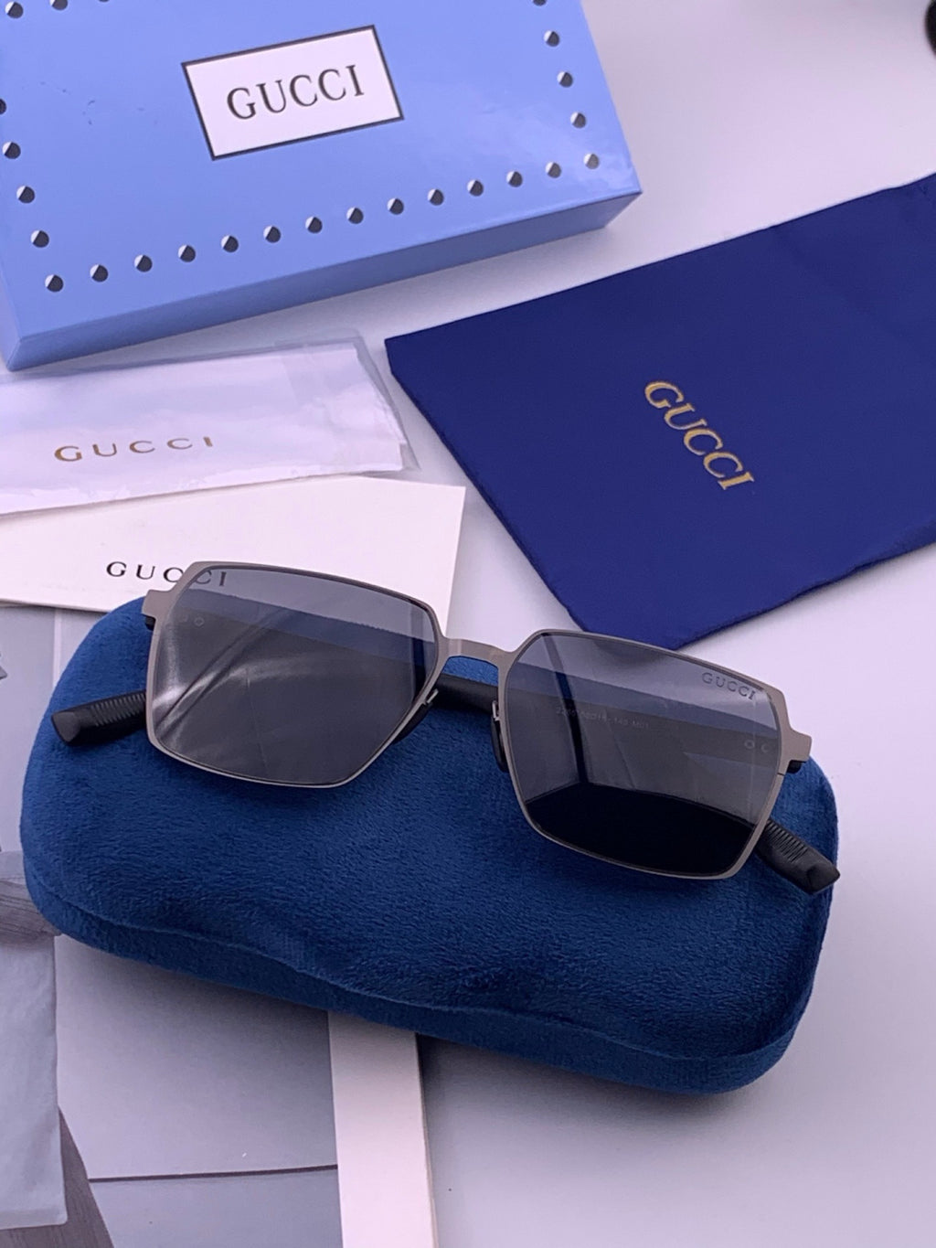 Gucci G5226 Fashion Gold Lens Sunglasses for Men & Women - 431336 - detail image 6