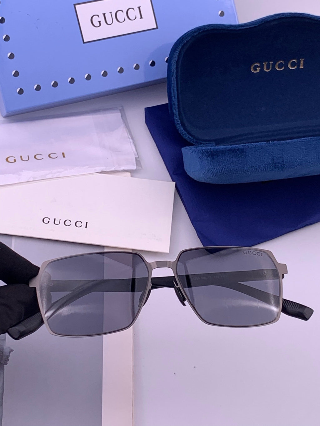 Gucci G5226 Fashion Gold Lens Sunglasses for Men & Women - 431336
