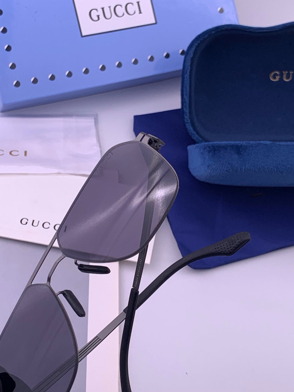 Gucci G0862 Fashion Gold Lens Sunglasses for Men & Women - 431337 - detail image 4