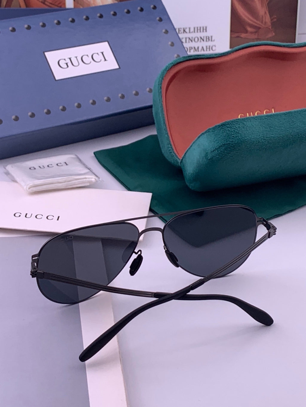 Gucci G1381 Fashion Gold Lens Sunglasses for Men & Women - 431342 - detail image 5