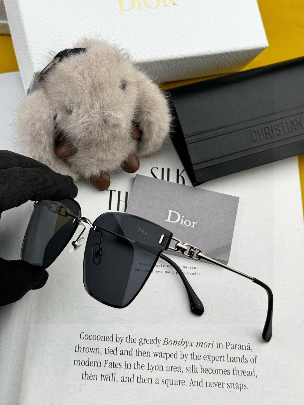 Dior CD4641 Polarized Rimless Gold Lens Sunglasses for Men & Women - 449113 - detail image 4