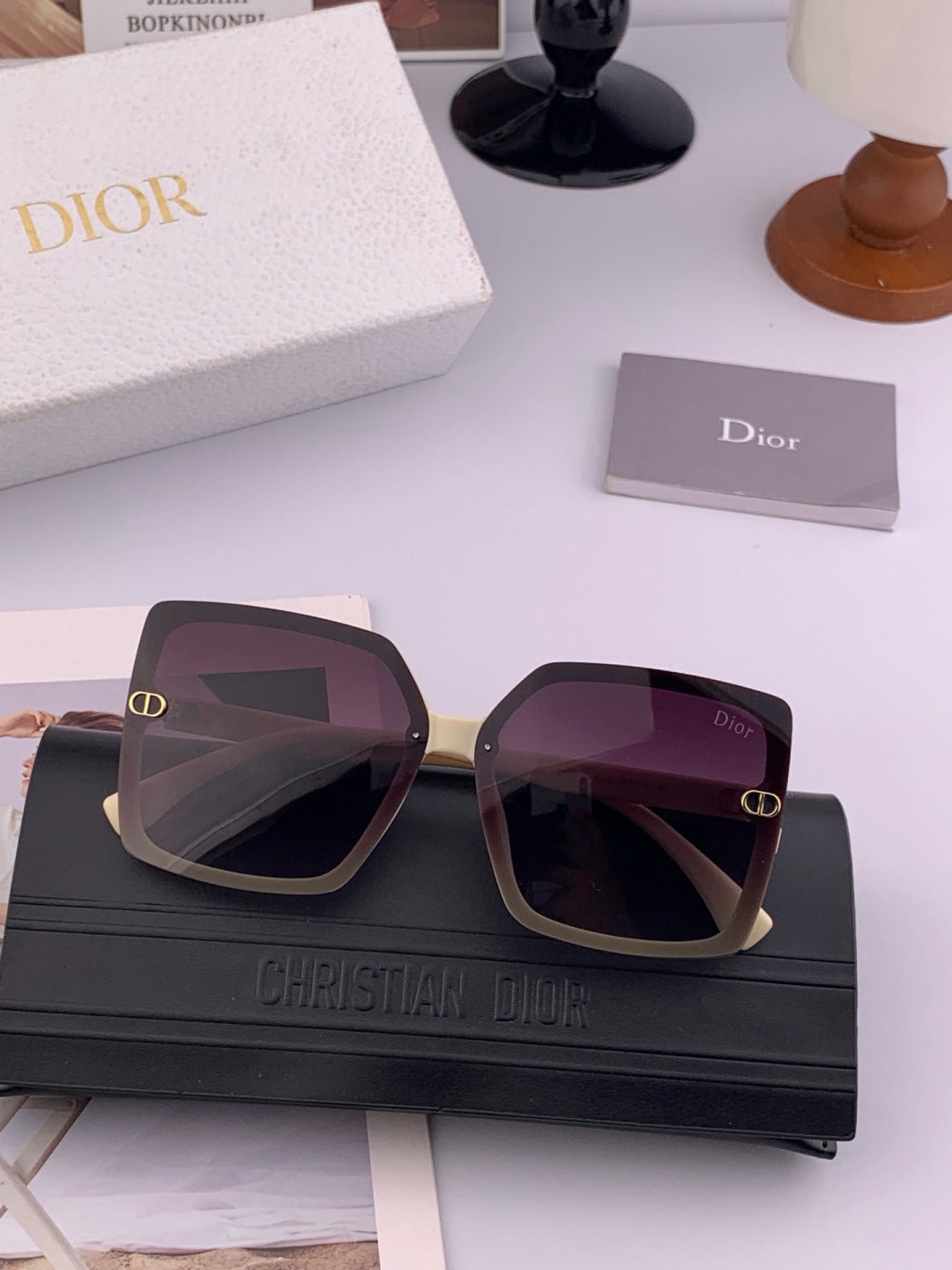 Dior CD4971 Polarized Square Gold Lens Sunglasses for Women - 449110 - detail image 6