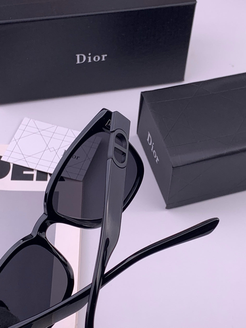 Dior D8913 Polarized Square Black Lens Sunglasses for Men & Women - 449107 - detail image 6