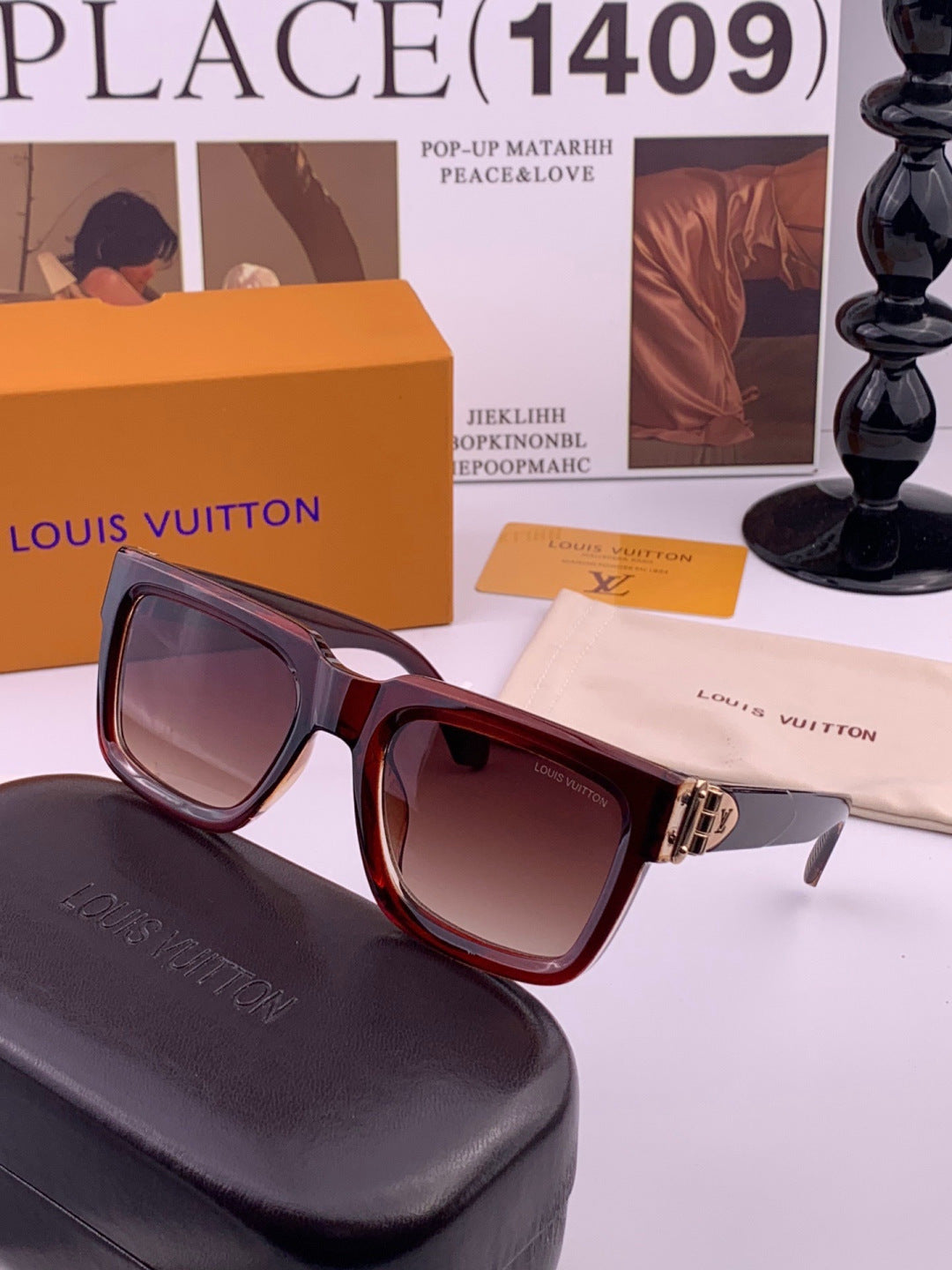 Louis Vuitton L4443 Square Black Lens Sunglasses for Women - 448596 - detail image 2