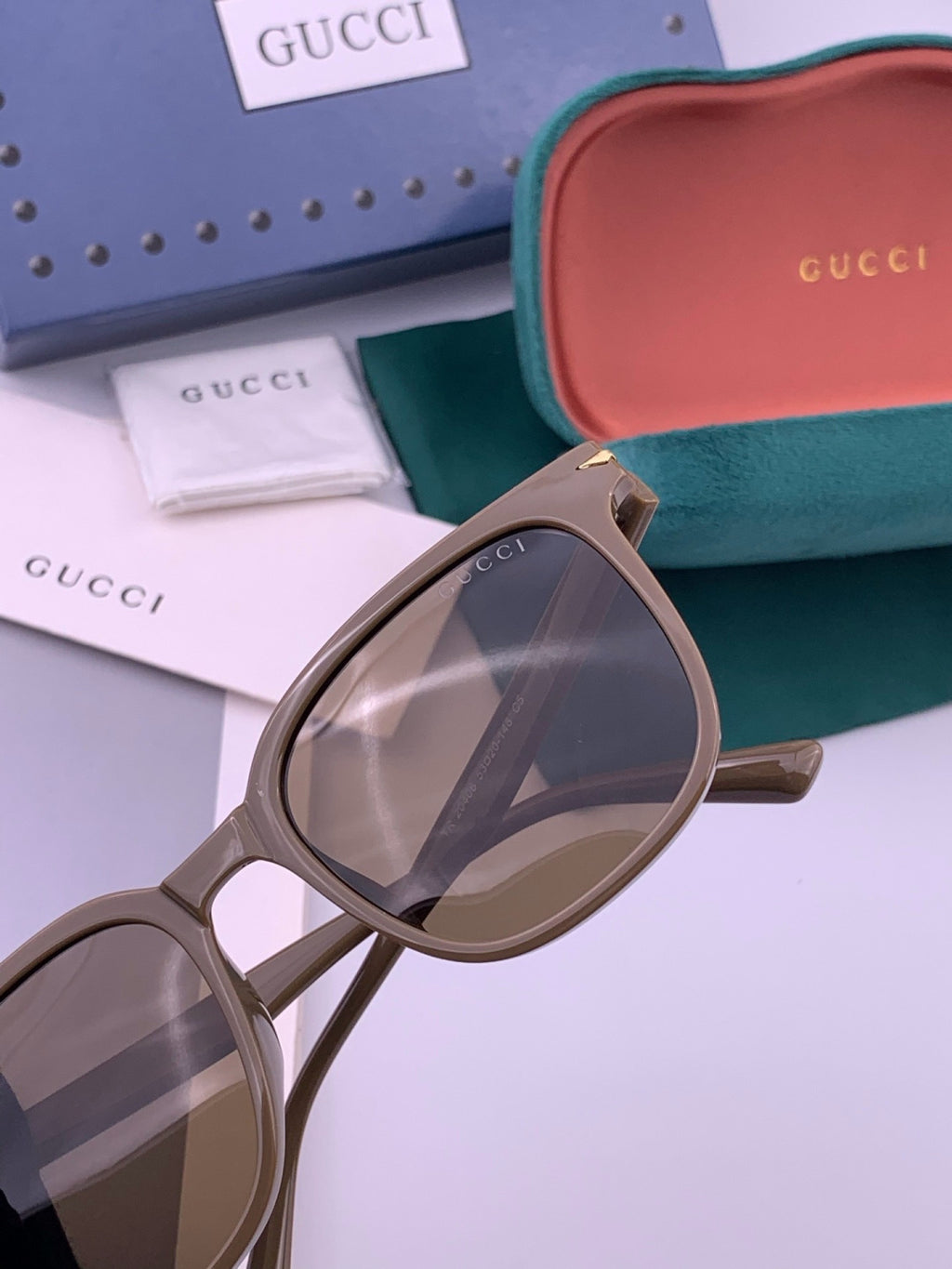 Gucci G62040 Polarized Square Black Lens Sunglasses for Men & Women - 448724 - detail image 2