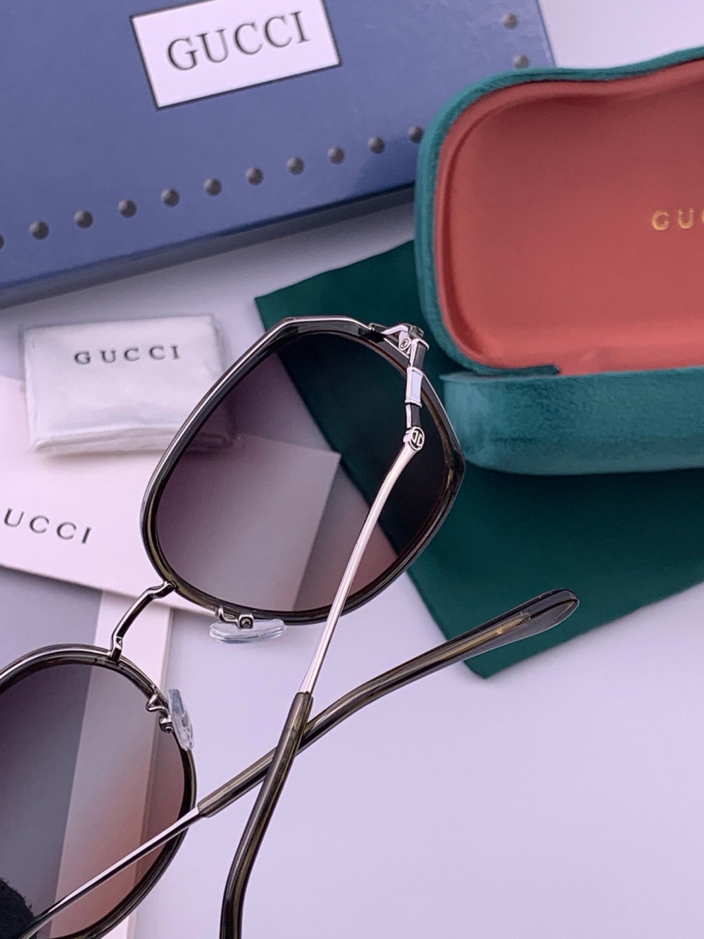 Gucci G6211 Polarized Square Brown Lens Sunglasses for Women - 448729 - detail image 4