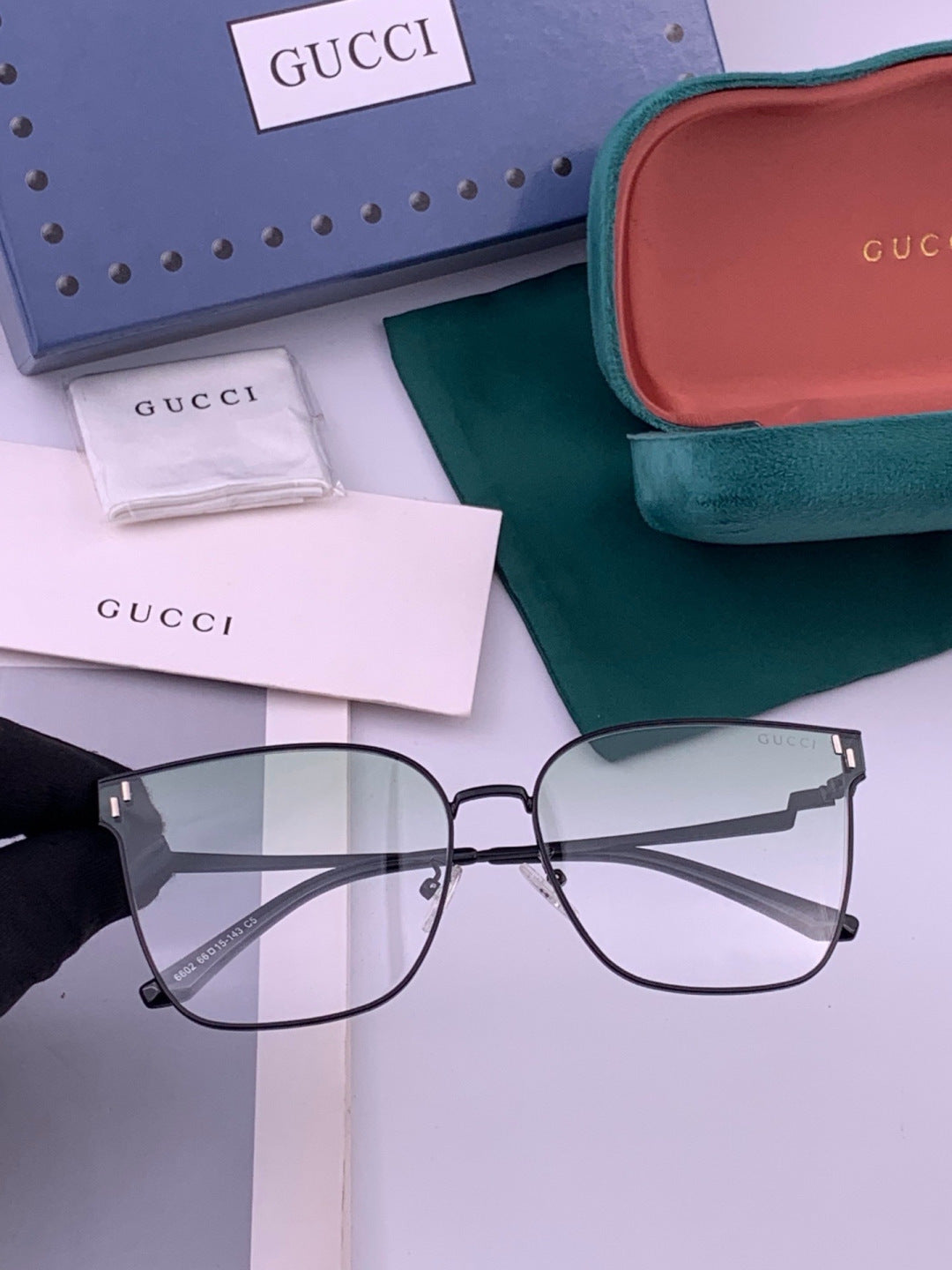 Gucci G2660 Fashion Gold Lens Sunglasses for Men & Women - 448730