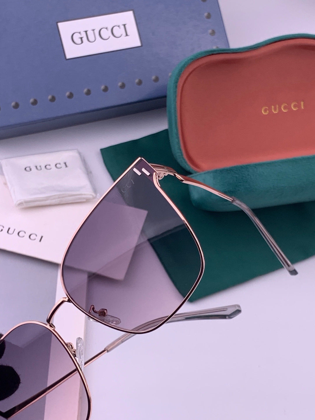 Gucci G2660 Fashion Gold Lens Sunglasses for Men & Women - 448732