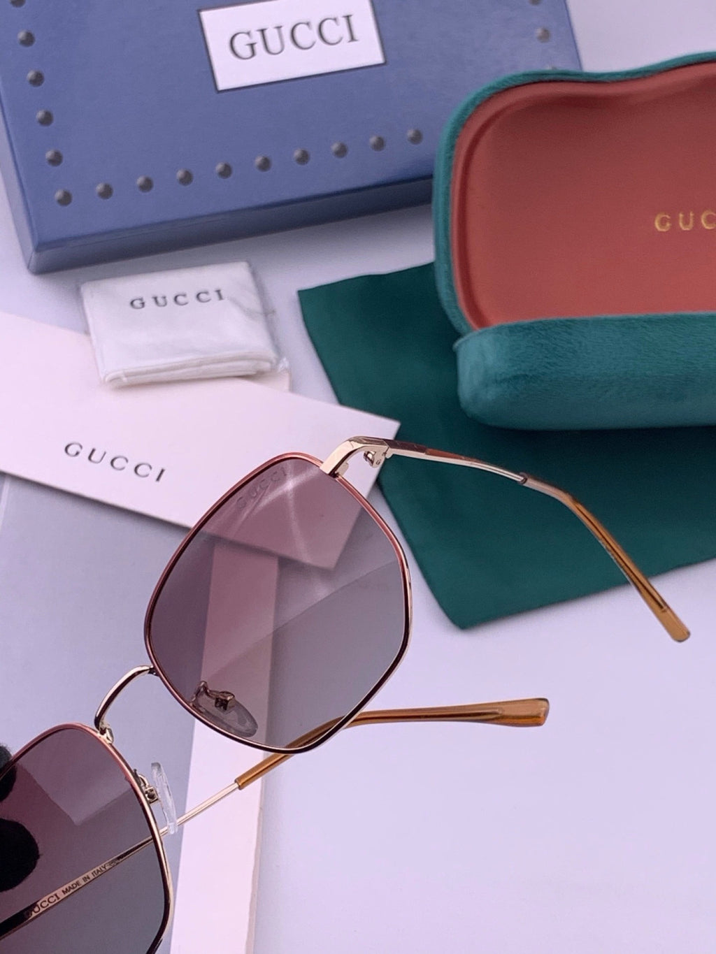 Gucci G9810 Polarized Oversized Black Lens Sunglasses for Men & Women - 448737 - detail image 3